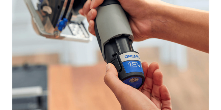 Dremel-Blueprint-Scie-Circulaire-rechargement — Smooth Color