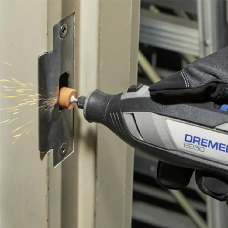 Dremel-outil-multi-fonction-8250-rotatif-accessory — Smooth Color